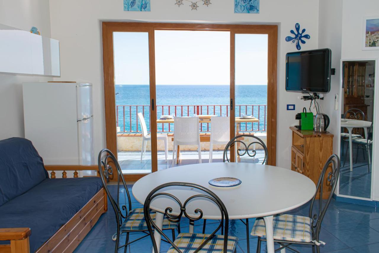 Beach House Acquamarina Letojanni Exterior foto